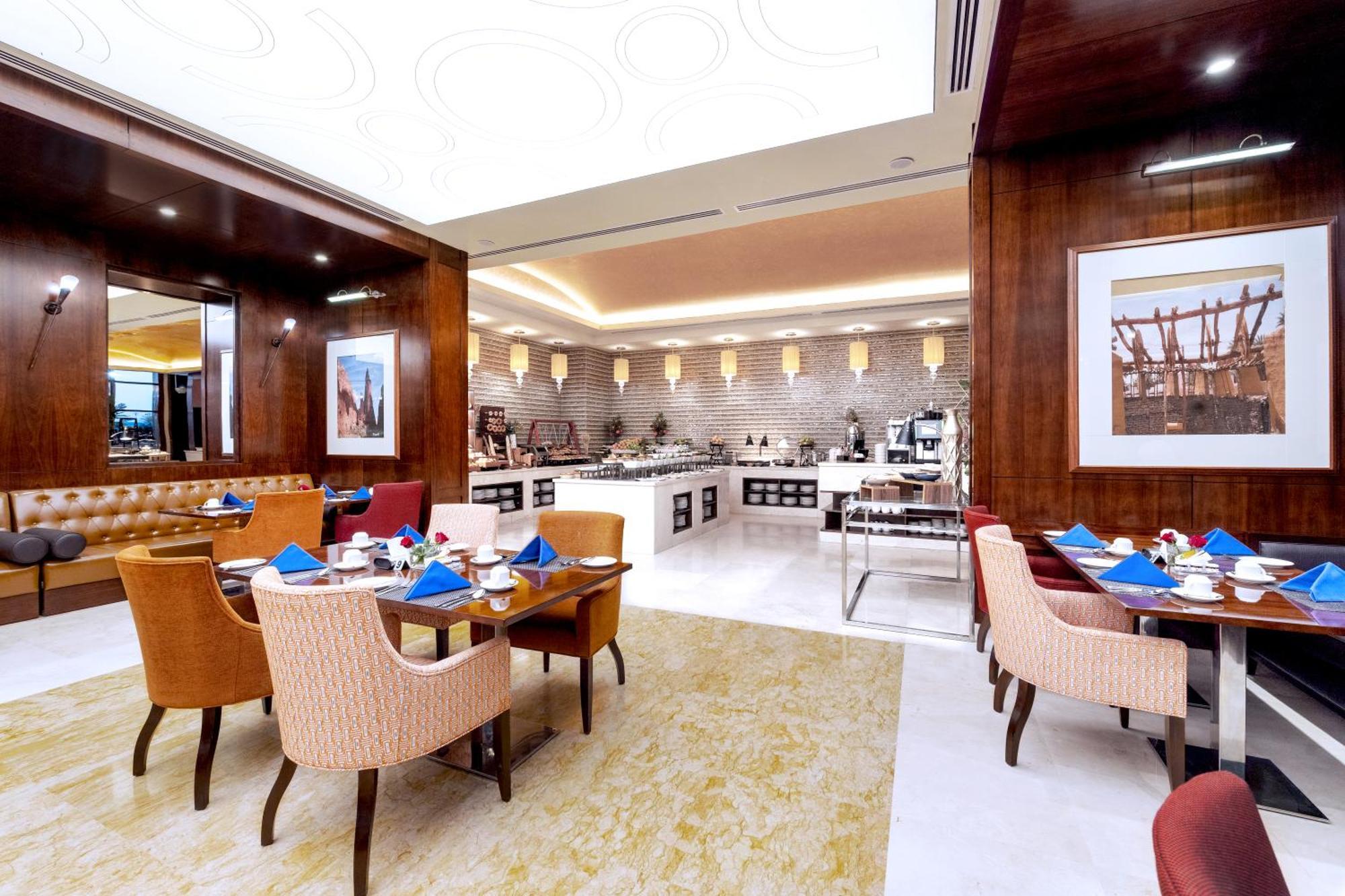 Grand Millennium Tabuk Hotel Luaran gambar